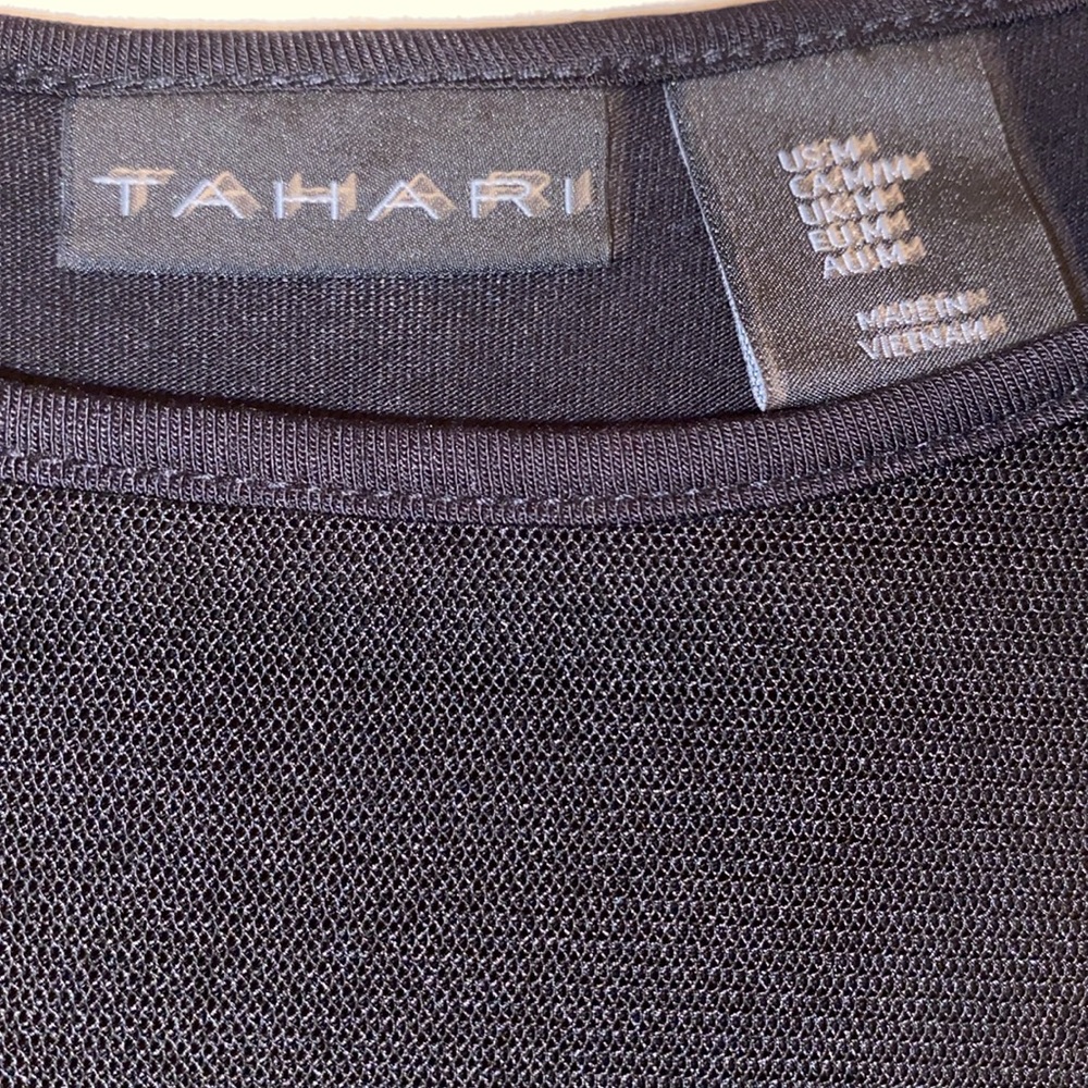 Tahari Women’s  Stretchy Short Sleeve Top  in Black with Mesh Neckline Size Med - Picture 5 of 6